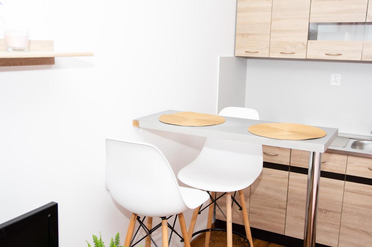 Cosy Studio In Nove Zamky Exterior photo